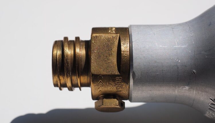 Junta do cabeçote queimada: sintomas, custos e como consertar